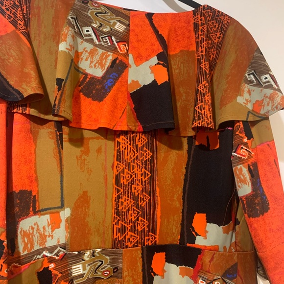 Vintage wrap dress with empire waist. - Picture 3 of 5